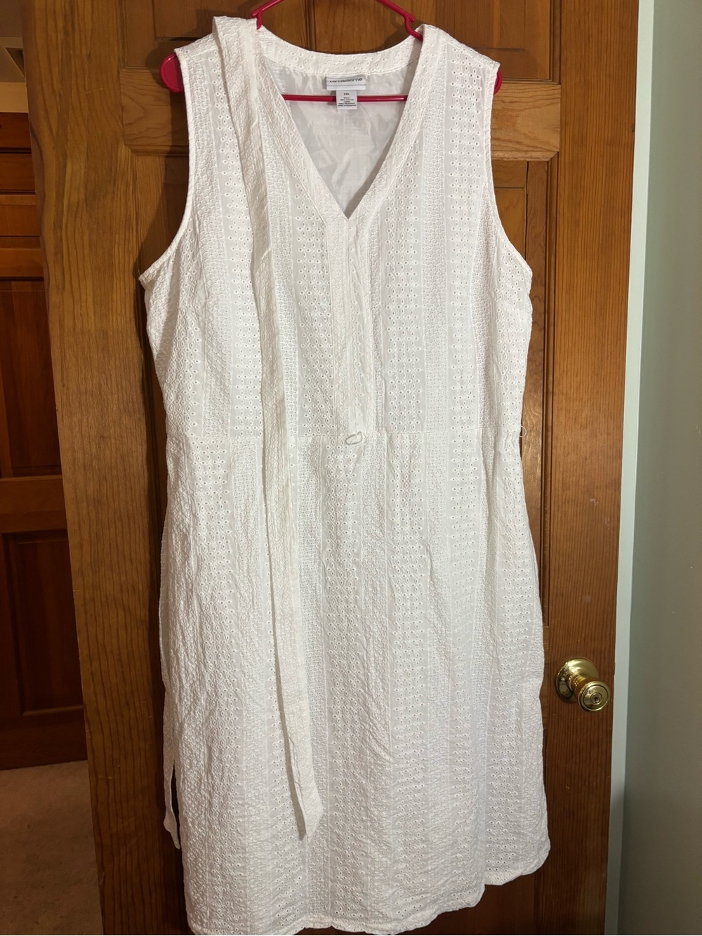 Liz Claiborne White Eyelet Sleeveless Maxi Dress with Belt – XXL
